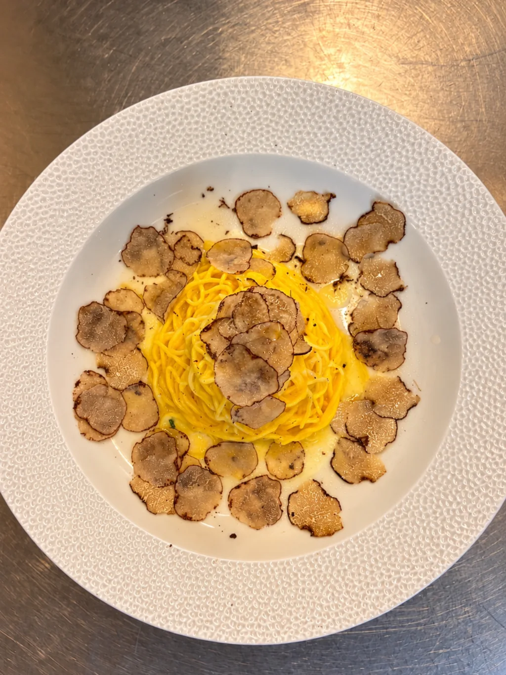 Tagliolini mit frisch gehobeltem Trüffel